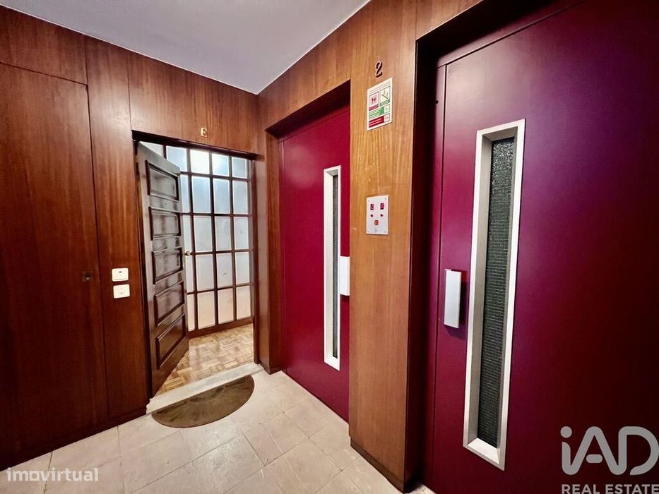 Apartamento T3 em Cedofeita, Santo Ildefonso, Sé, Miragaia, São Nicola