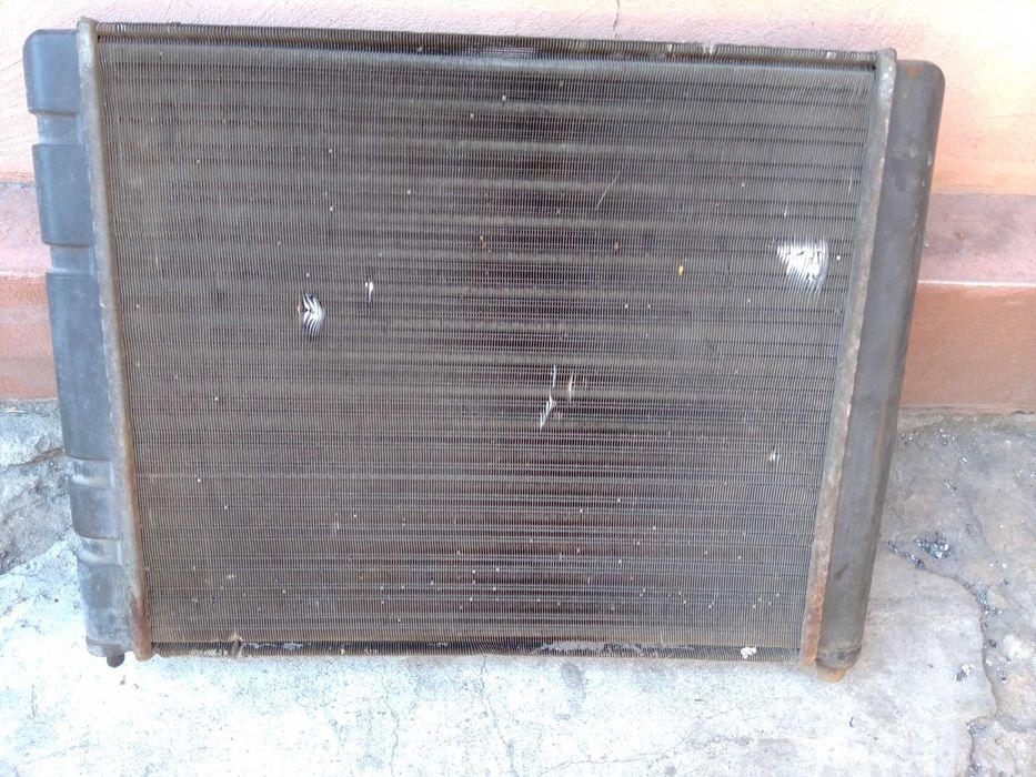 радиатор охлаждения заз таврия
