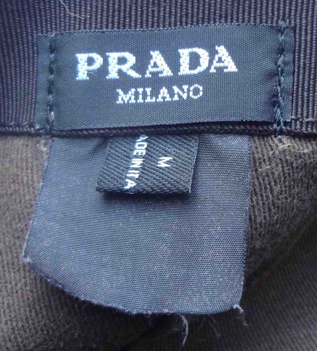 черная нейлоновая бейсболка Prada Италия