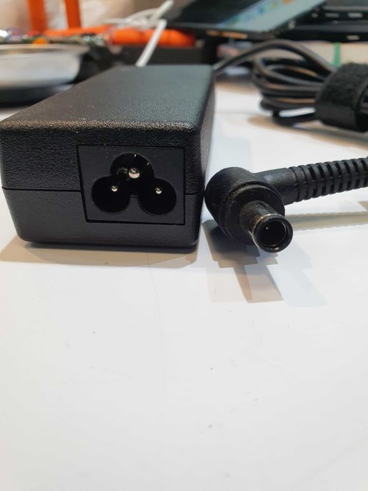 Zasilacz HP  65W