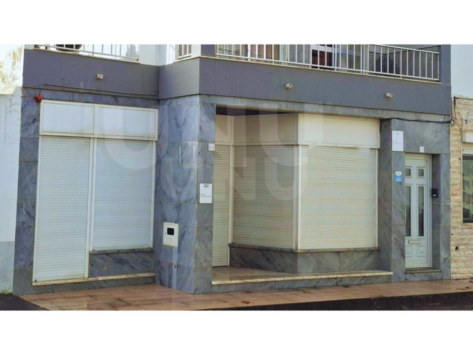 Loja para venda em Runa, Torres Vedras