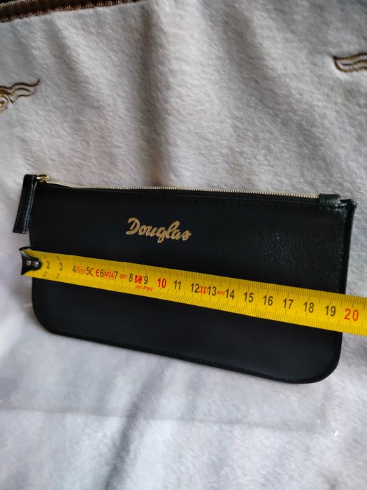 Kosmetyczka etui czarna Douglas
