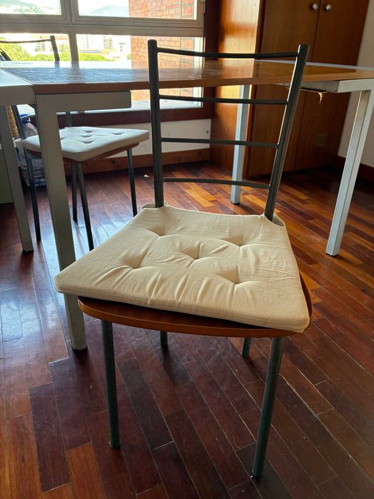 Mesa Jantar 6/8 lugares + 2 cadeiras