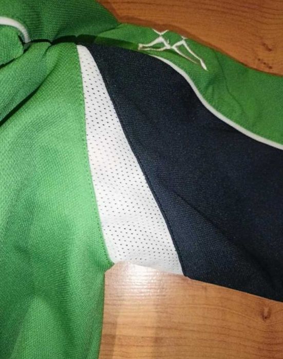 Bluza sportowa na 10-11 lat