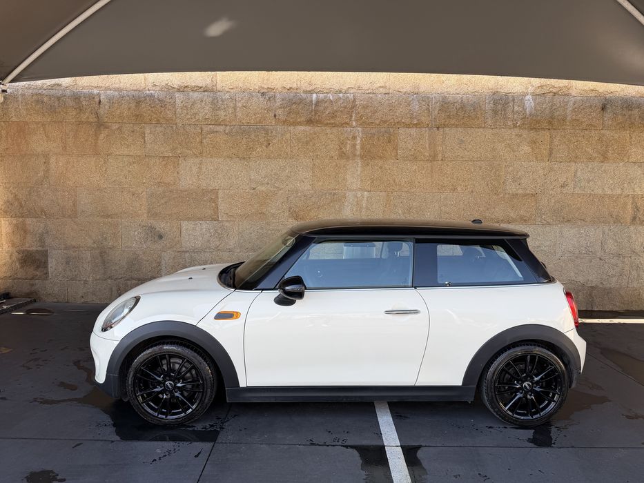 Mini Cooper D POUCOS KM 1.6 Diesel