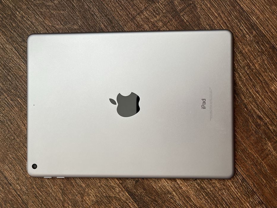 Планшет iPad 128gb Space Gray 5-го поколения