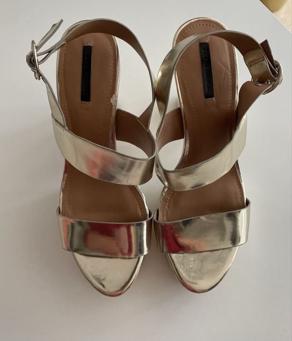 Sandalias de salto alto Zara