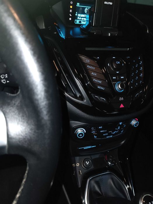 Ford B-Max — fotografia 12