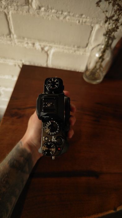 Продам Fujifilm xt-1
