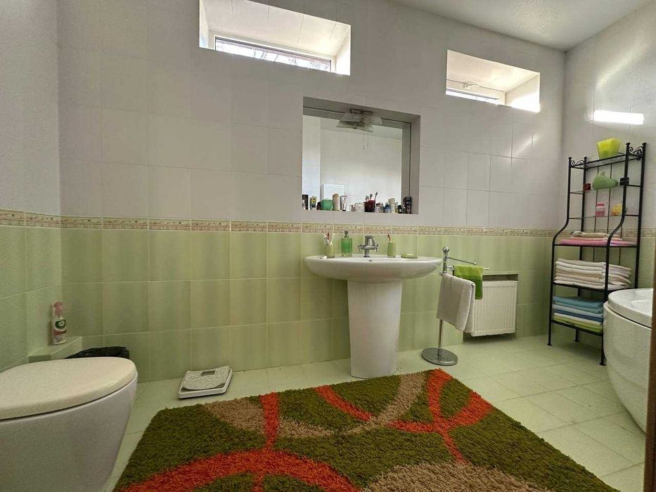 Здам шикарний будинок в Орловщині.