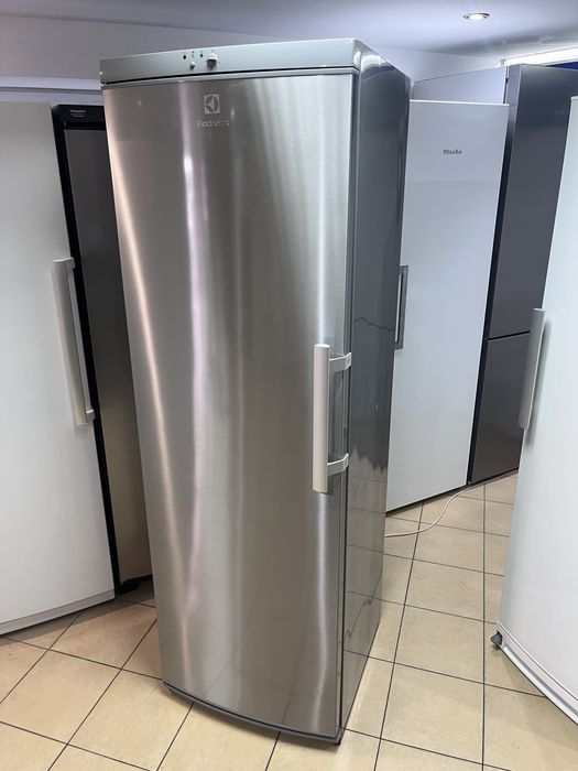 Duża zamrażarka noFrost Electrolux