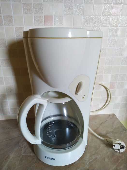 Кавоварка електрична