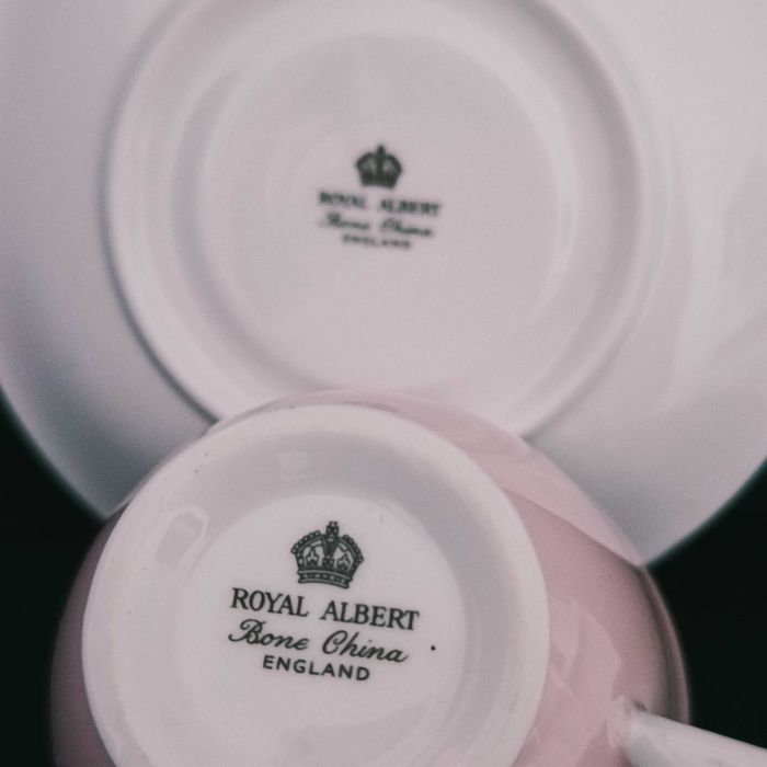 **RÓŻOWA filiżanka porcelana Royal Albert 1950+