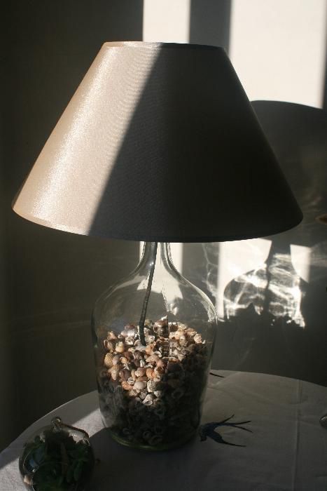 Candeeiro com búzios