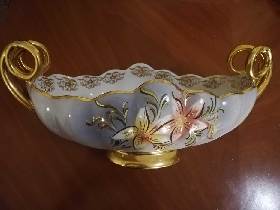 Fruteira antiga em loiça da fabrica Raul da Bernarda e Filhos (RB)