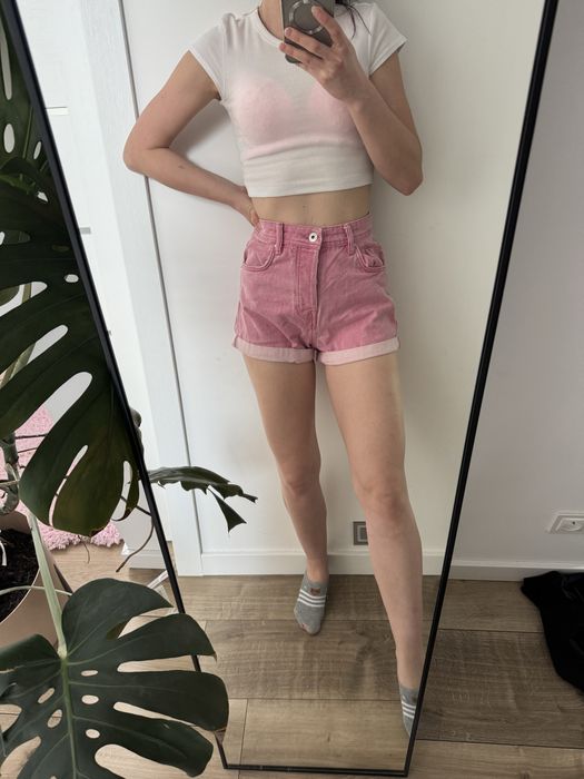 Spodenki szorty rozowe wysoki stan Bershka