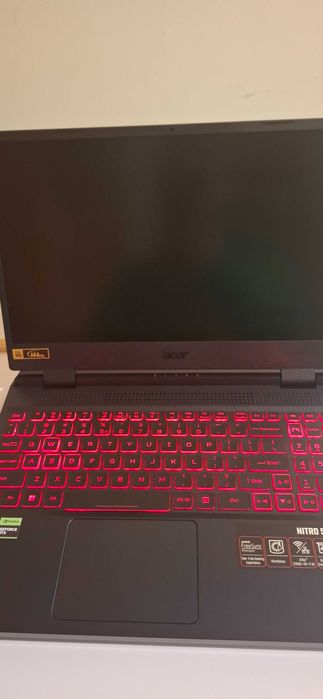 sprzedam laptopa aser nitro 5