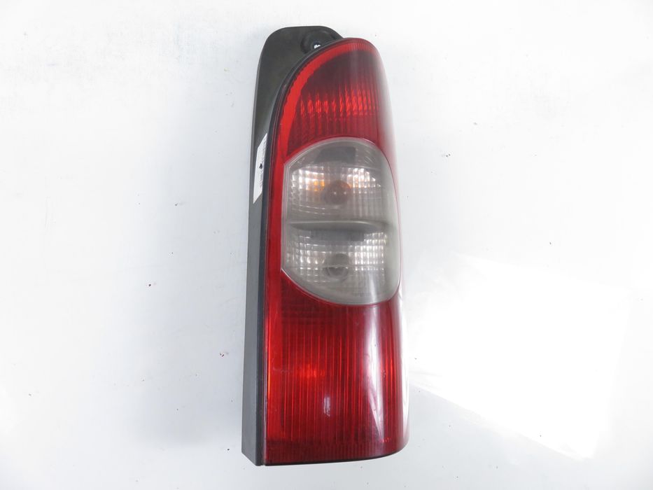 Lampa Prawa Tylna Renault Master II