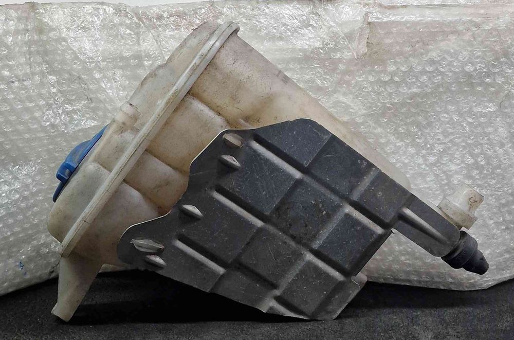 Reservatório / Depósito da Água / Líquido de Refrigeração | AUDI