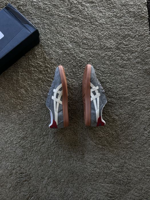 Onitsuka Tiger Tokuten Grey / Red