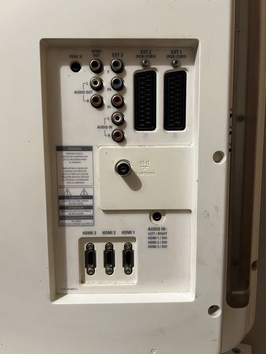 Telewizor PHILIPS Ambilight 32”