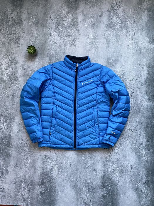 Жіночий мікро пуховик/ куртка Levis/ Salomon