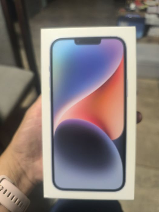 iPhone 14 plus 128 GB pamięci 6 g ram