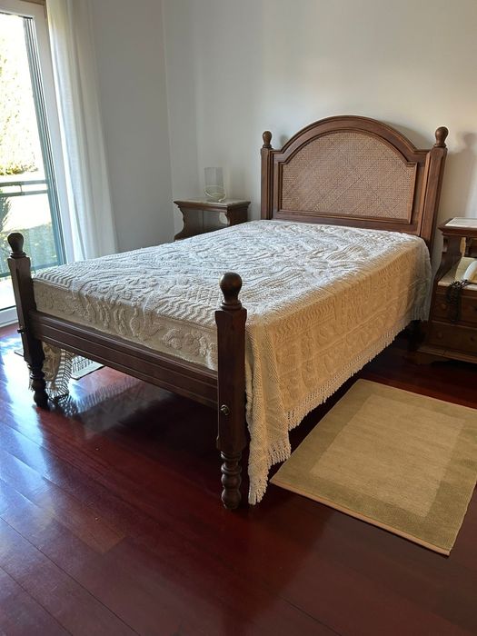 Quarto madeira castanho