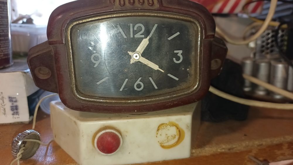 Годинник від москвич 401