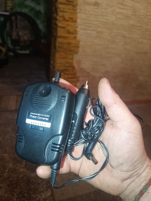 Автомобильный преобразователь напряжения