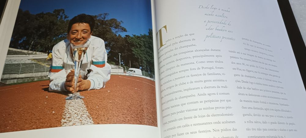 Livro Momentos De Alegria, Conquista E Sonho