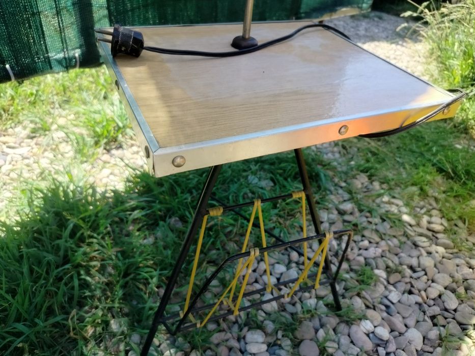 Lampa stojąca retro