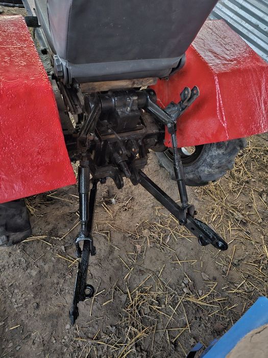 Мінітрактор вейту 240 в комплекті двигун є розібраний