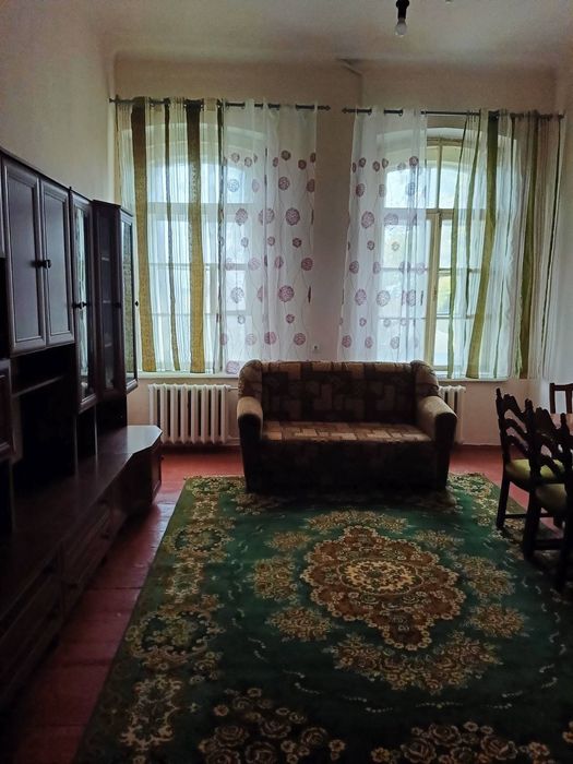 здам в оренду трьох кімнатну квартиру