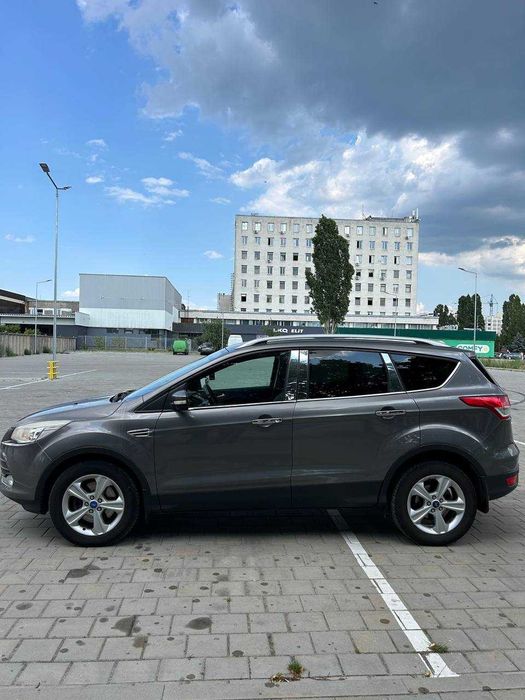Продам Ford Kuga