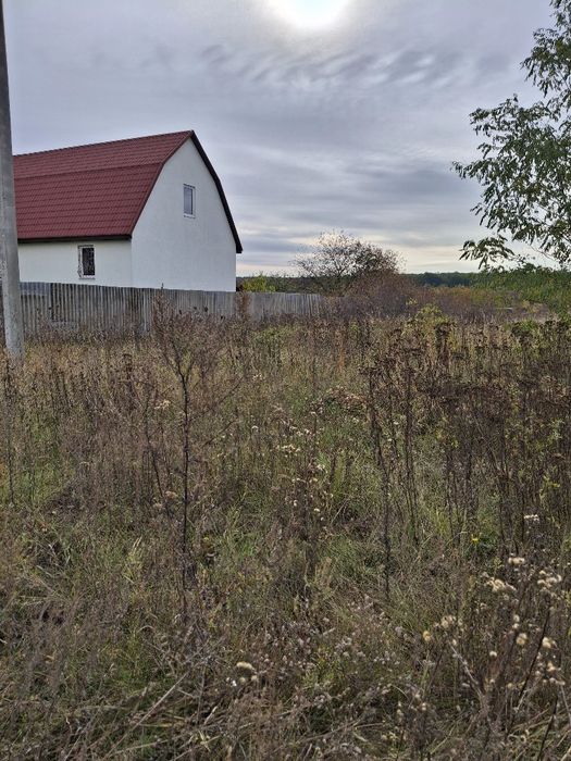 Продам участок земли под застройку приватизаираван