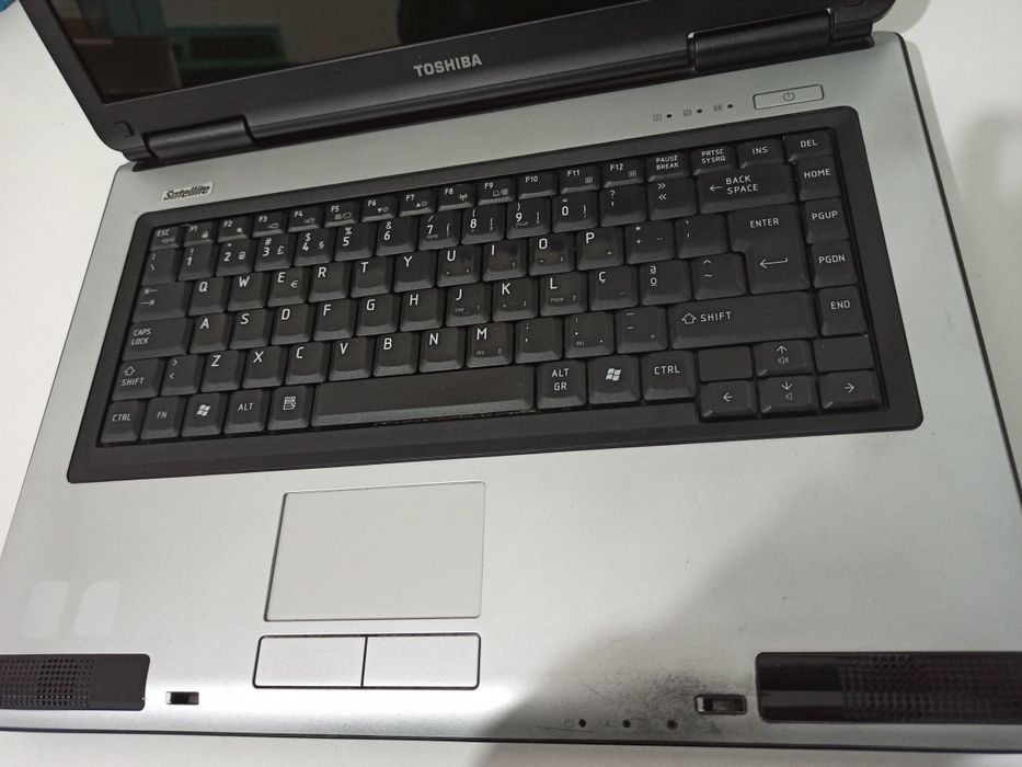 Computador Portátil Toshiba64586079918721122