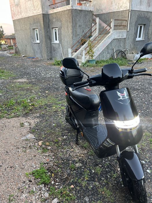 Scooter elétrica