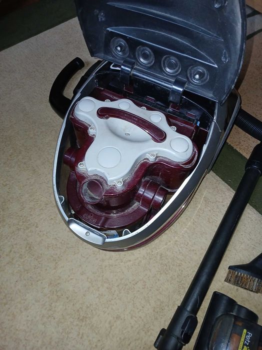 пилосос з водяним фільтром Самсунг SD948 вживан