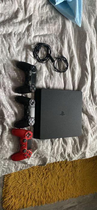 Play station 4 slim 500gb