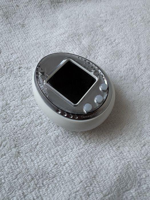 Tamagotchi iD L Bandai