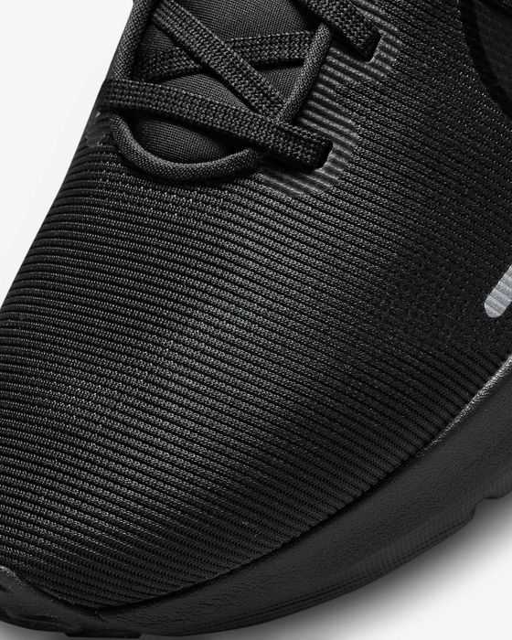 Кроссовки Nike Downshifter 12. Размер 45.