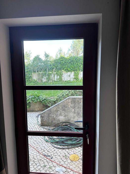 SUITE c/ WC PRIVADO em Caxias/Paço-de-Arcos/QtaMoura - €550