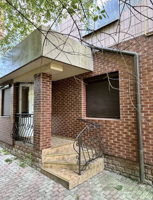 Продаж або Оренда приміщення в Центрі міста