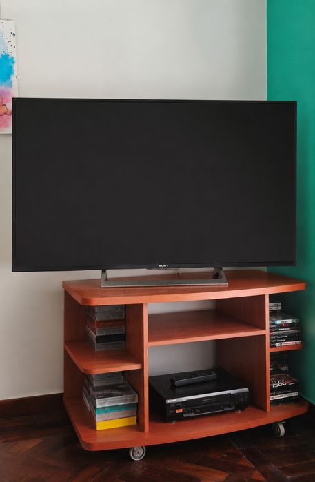 Sony Bravia KD-55XF8096 55" 4K – Para Reparação/Peças