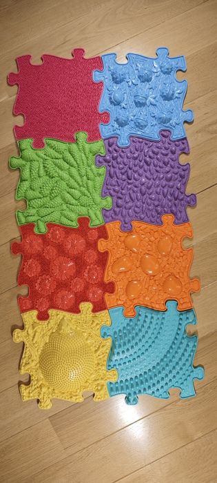 Mata sensoryczna Muffik - Tęcza  + Prezent