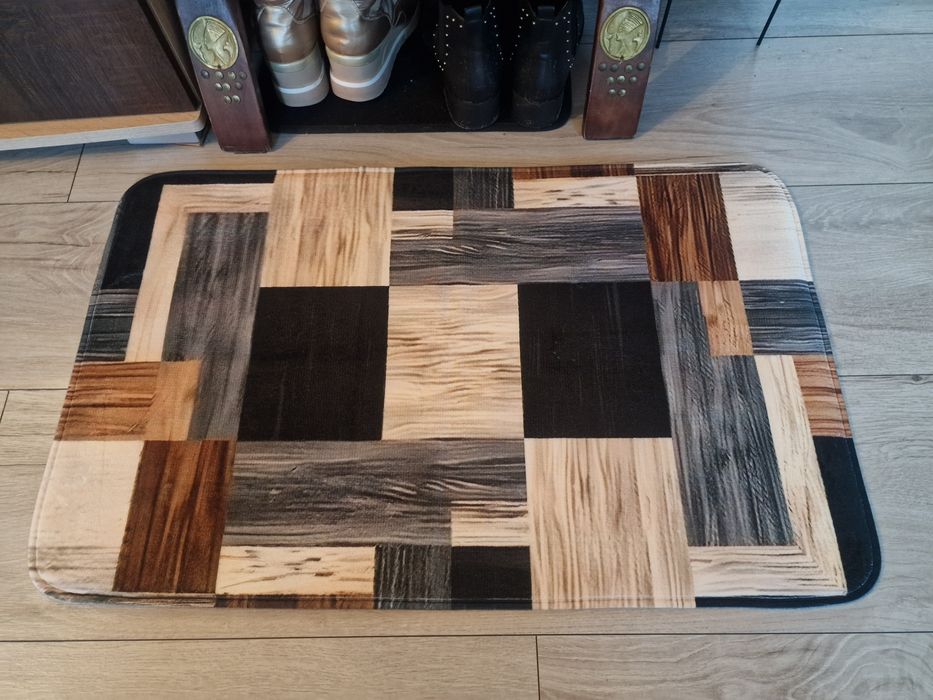 Chodnik w print desek podłogowych