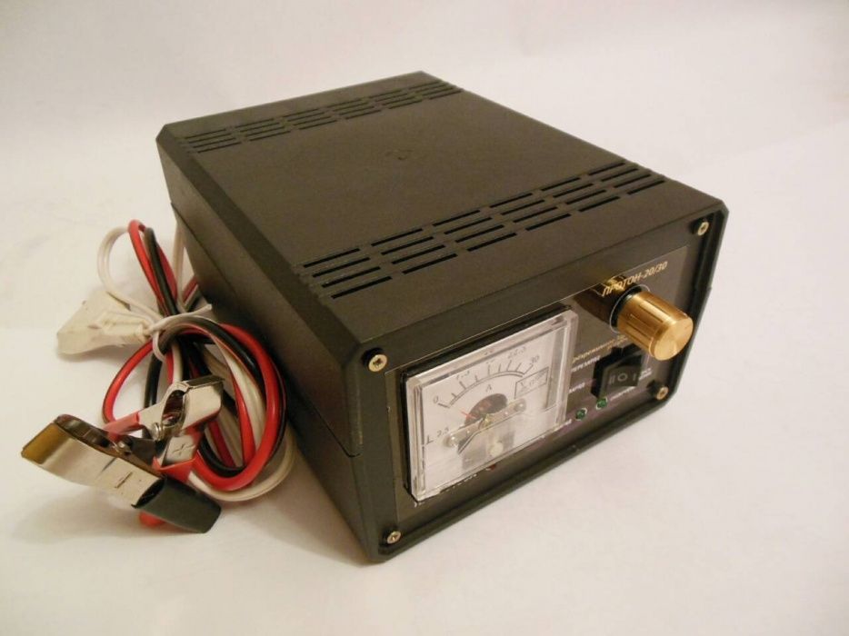 Зарядное устройство пусковое Протон 20/30