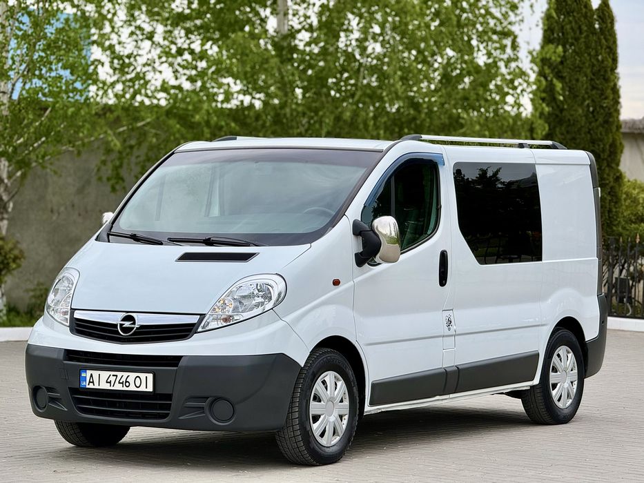 Opel Vivaro Пасажир!!! Ідеальний Стан 2.0 Двигун Авто Не ФАРБОВАНЕ!!! 1 Власник Рідний Пробіг 261 Тис.км