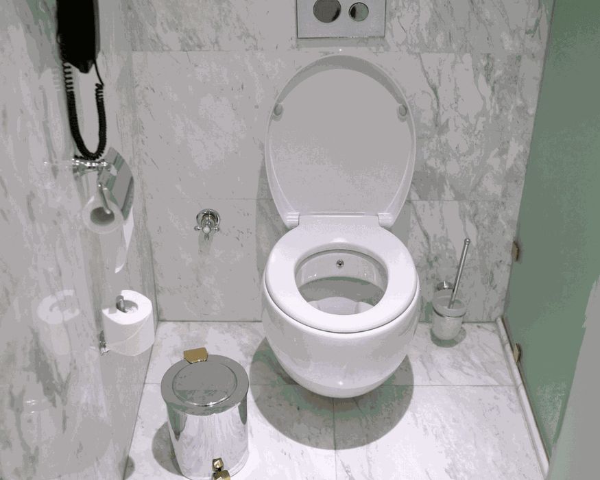 Hydraulik | Zatkana toaleta | Tanio I blisko | 24h Warszawa | Awarie | Wod-Kan | Montaż WC